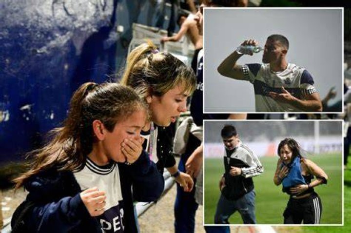 
1 dead as police, fans clash outside Argentine soccer match 