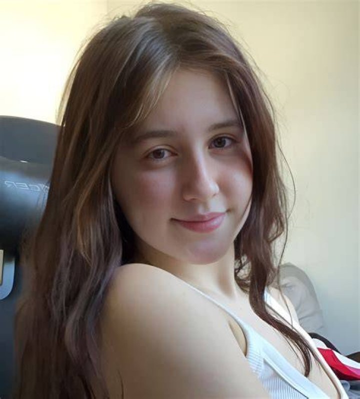 
Alana Hahan Height, Weight, Net Worth, Age, Birthday, Wikipedia, Who, Nationality, Biography 