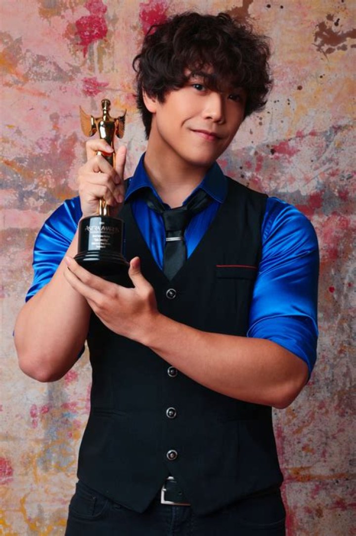 
Aleks Le Height, Weight, Net Worth, Age, Birthday, Wikipedia, Who, Nationality, Biography 