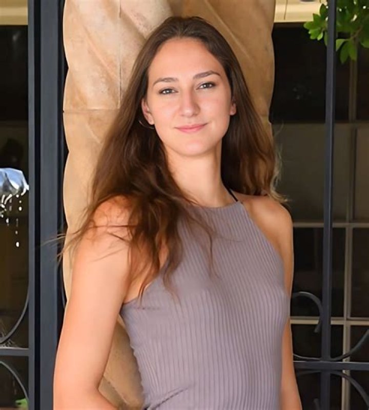 
Andi DeYoung Height, Weight, Net Worth, Age, Birthday, Wikipedia, Who, Nationality, Biography 