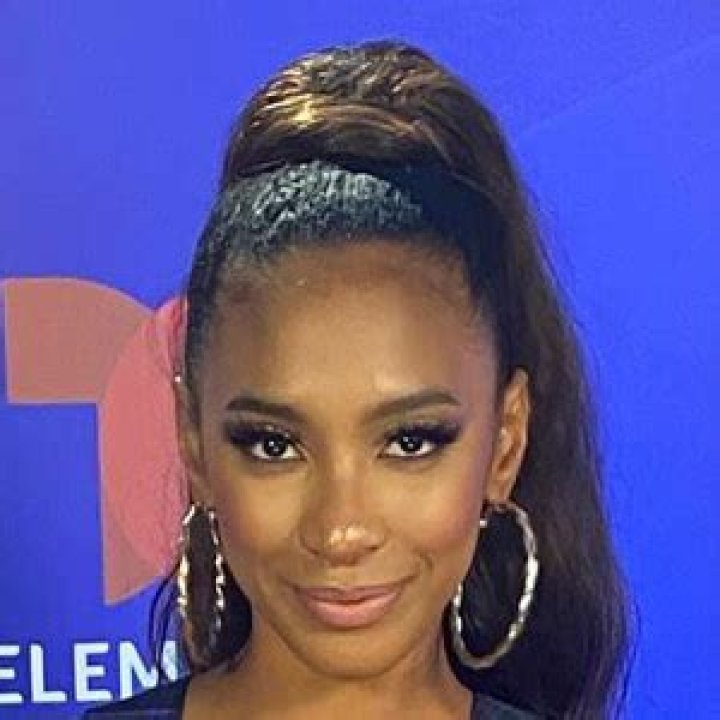 Ariana Michelle Height, Weight, Net Worth, Age, Birthday, Wikipedia, Who, Nationality, Biography