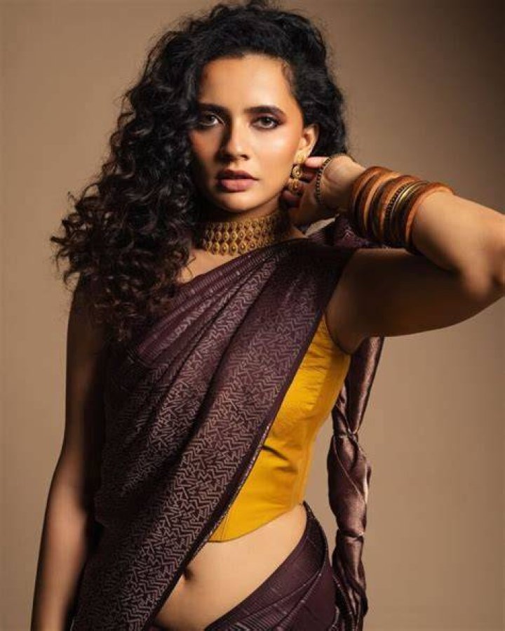 Athulya Chandra Height, Weight, Net Worth, Age, Birthday, Wikipedia, Who, Instagram, Biography
