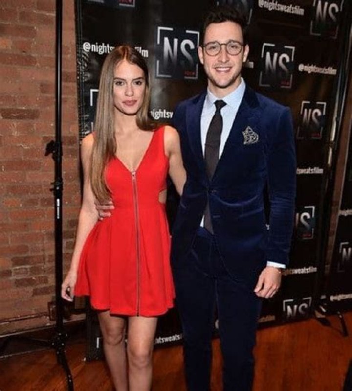 Boxing: Doctor Mike and Girlfriend Betsy Alvarez Age Gap