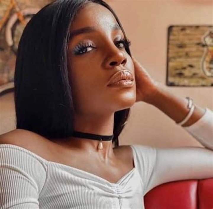 
Cynthia Morgan knocks troll, drags Tiwa Savage, Seyi Shay in process 
