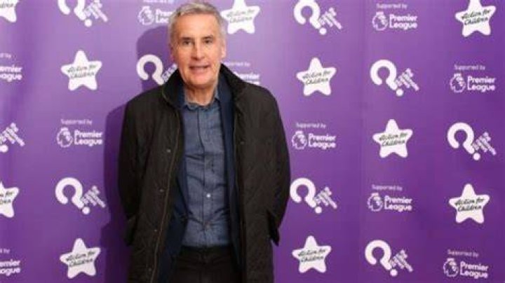 
Dermot Murnaghan Height, Weight, Net Worth, Age, Birthday, Wikipedia, Who, Nationality, Biography 