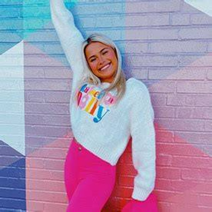 Dollypartonwannabe02 – Emma McGowin Height, Weight, Net Worth, Age, Birthday, Wikipedia, Who, Nationality, Biography