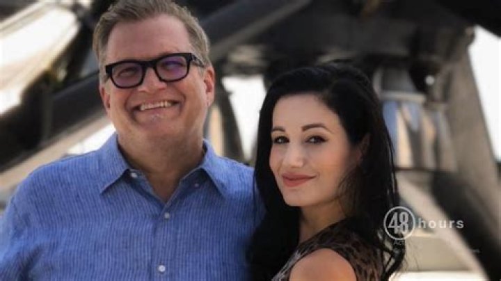 Drew Carey’s Wife In 2022: Is He In A Relationship With Amie Harwick?