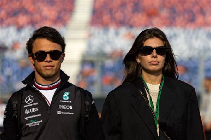 Dutch F1 Star Nyck de Vries’s Girlfriend Is From The Netherlands