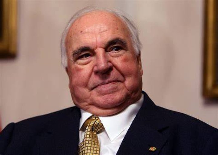 
Helmut Jahn Height, Weight, Net Worth, Age, Birthday, Wikipedia, Who, Nationality, Biography 