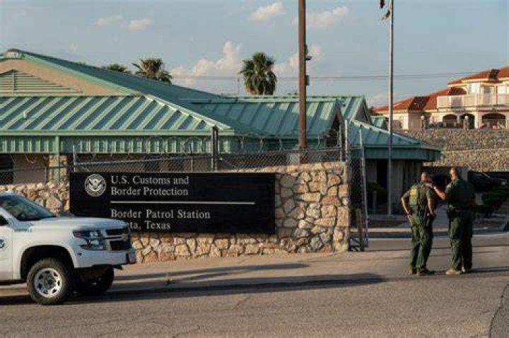 
Immigrant shot and killed by Border Patrol reached for agent’s gun, had criminal record: 