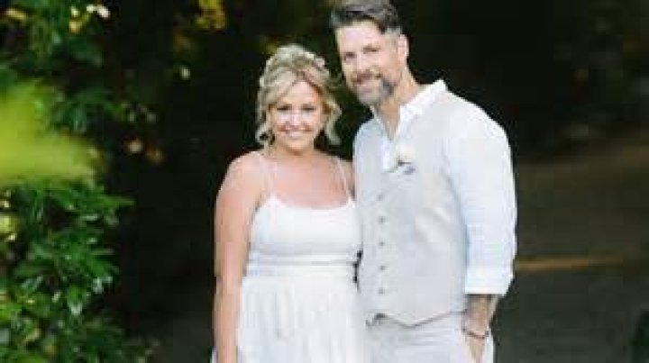 
Is Brenden Penny Married? Know Brenden Penny Wife, Age, Bio, and Net Worth 