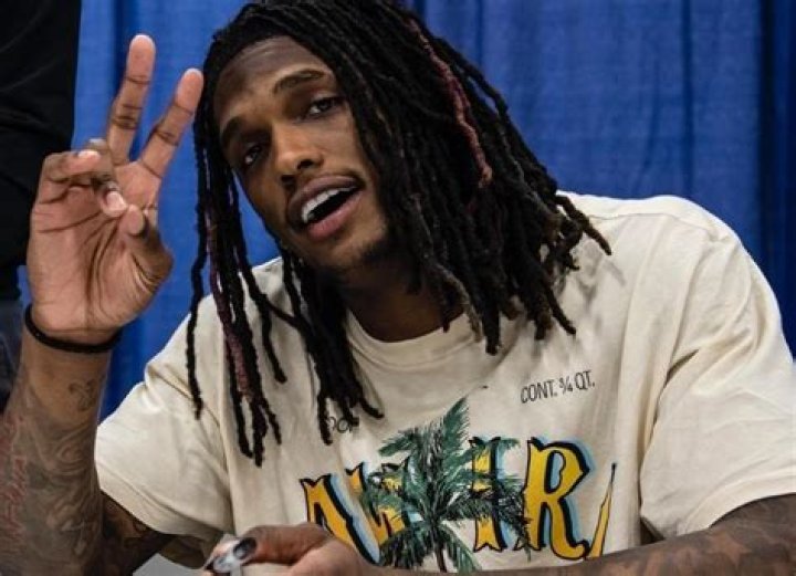 Is Ceedee Lamb Gay? Age, Height, Net Worth