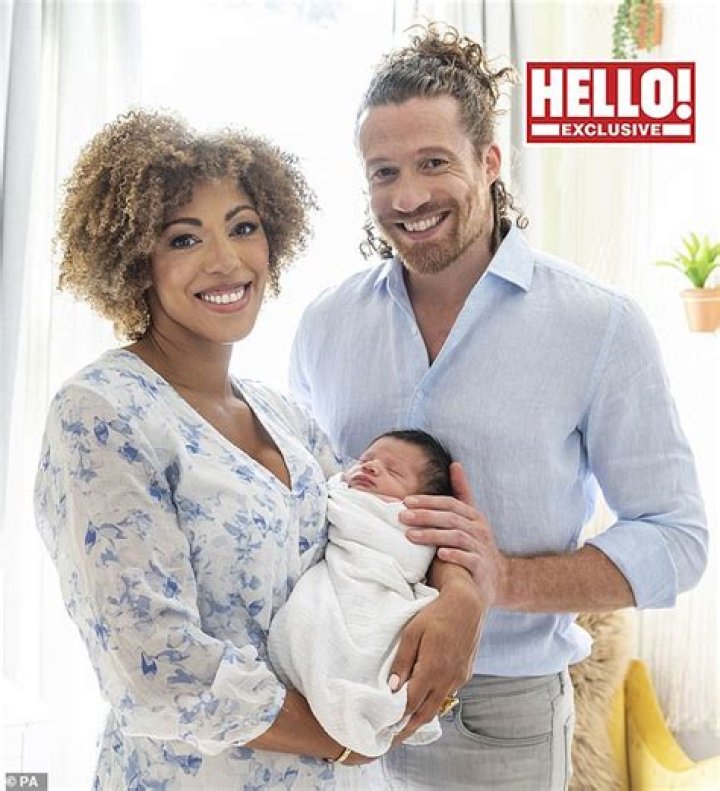 
Is Dr Zoe Williams Married? The Television Personality Has A Baby With Partner Stuart McKay 