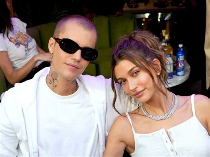 
Is Hailey Bieber Vaccinated? Hospitalized Due To COVID Related Brain Condition, What Happened? 