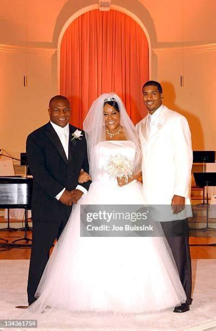 Jim Jackson is Married to Wife: Shawnee Simms.