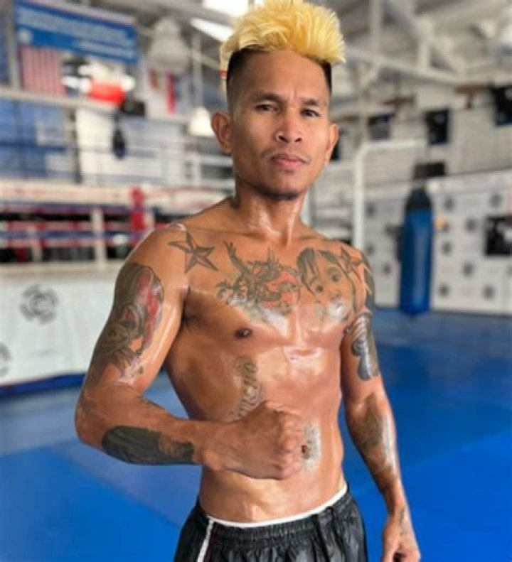 John Riel Casimero Height, Weight, Net Worth, Age, Birthday, Wikipedia, Who, Nationality, Biography
