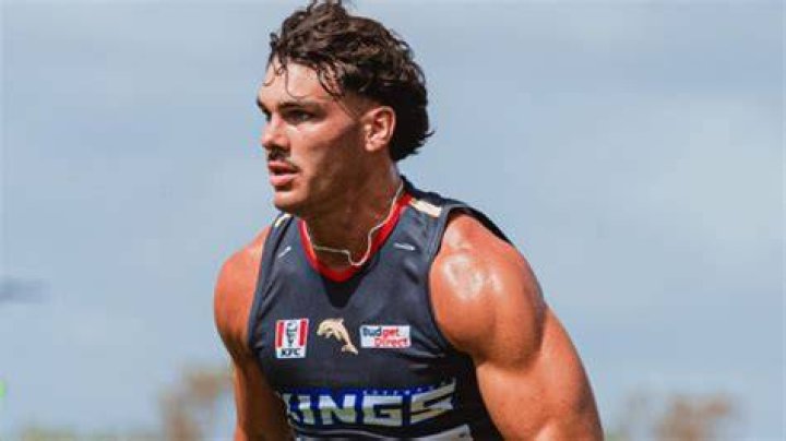 
Josh Farnworth Height, Weight, Net Worth, Age, Birthday, Wikipedia, Who, Instagram, Biography 