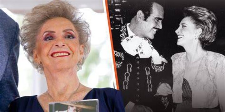 
Maria Del Refugio Abarca Villaseor: The Wife of Mexican Legend Vicente Fernández 