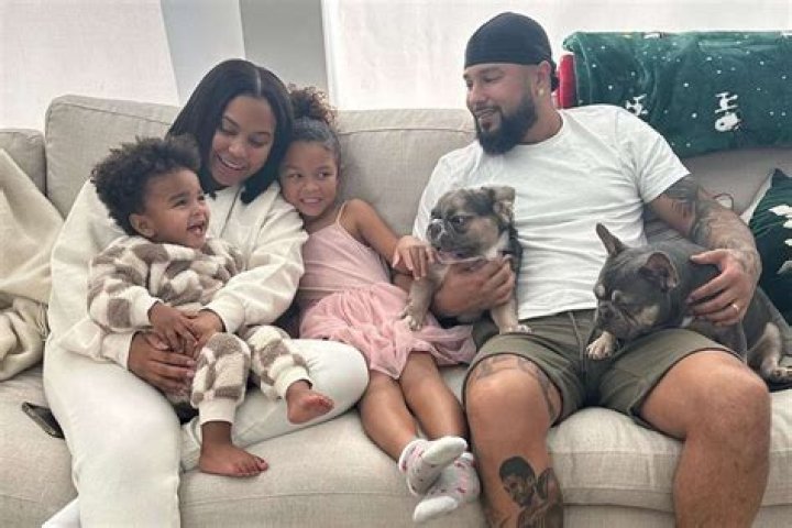 
Meet Teen Mom OG Cheyenne Floyd On Instagram, Pregnant With Boyfriend Or Fiance Zach Davis 