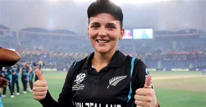 Neena Cheema Height, Weight, Net Worth, Age, Birthday, Wikipedia, Who, Instagram, Biography