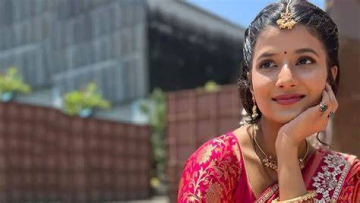 Rashmi Gautam Weight, Net Worth, Age, Birthday, Wikipedia, Who, Instagram, Biography