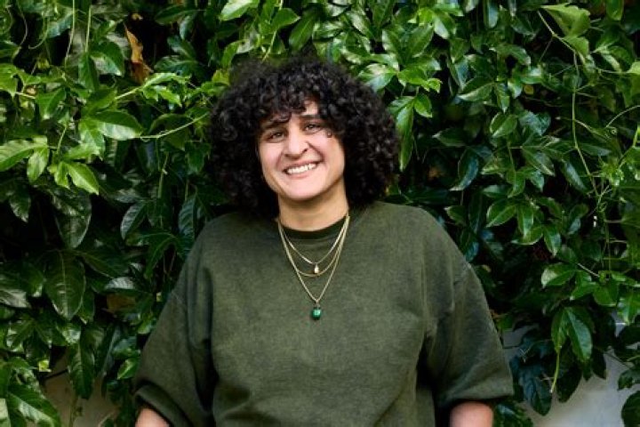 Samin Nosrat Height, Weight, Net Worth, Age, Birthday, Wikipedia, Who, Instagram, Biography