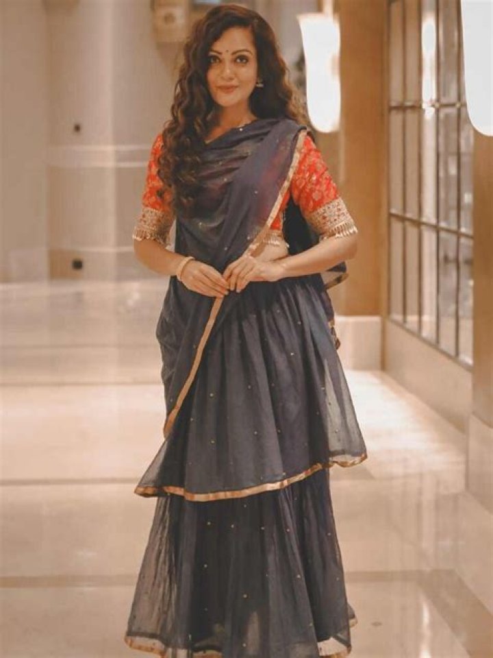 Sheena Chohan Height, Weight, Net Worth, Age, Birthday, Wikipedia, Who, Instagram, Biography