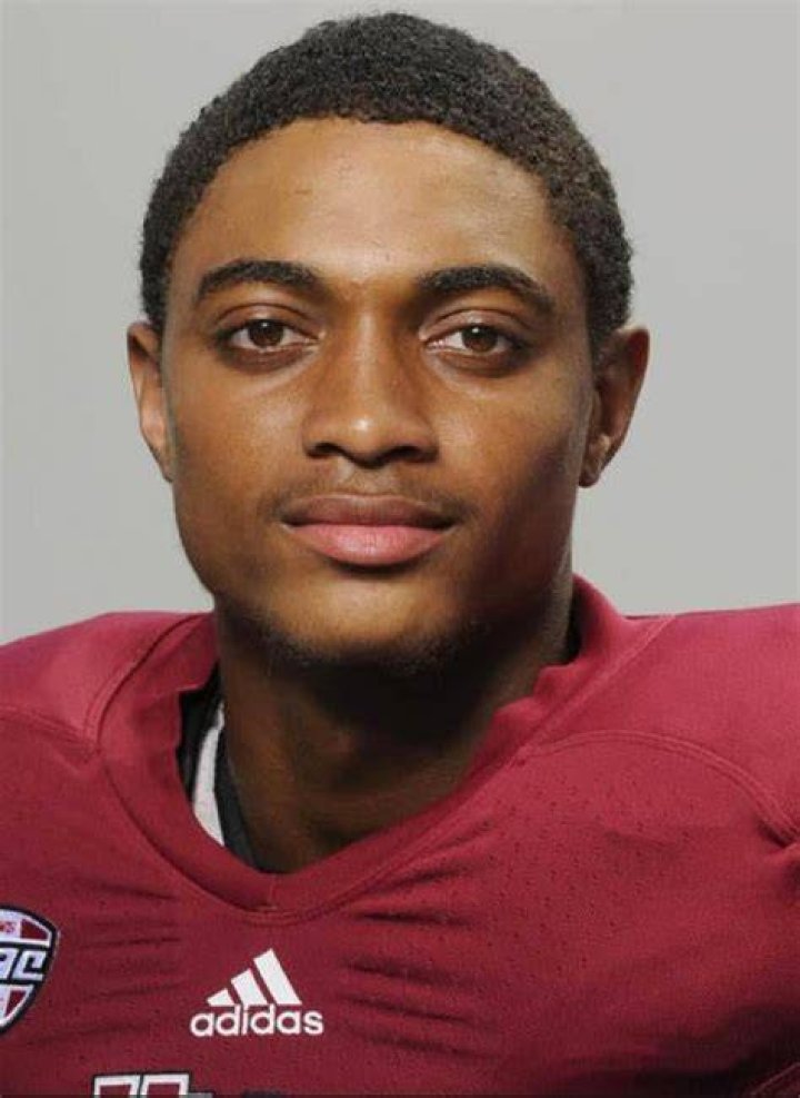 Tajae Sharpe Height, Weight, Net Worth, Age, Birthday, Wikipedia, Who, Nationality, Biography