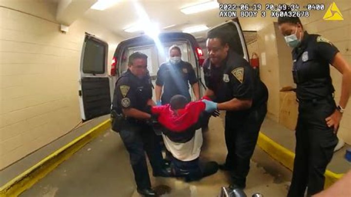 
Video showing Richard Cox paralyzed after injury in police van sparks outrage online 
