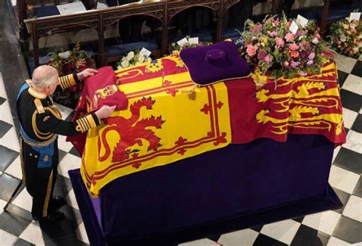 
When is Queen II funeral? 