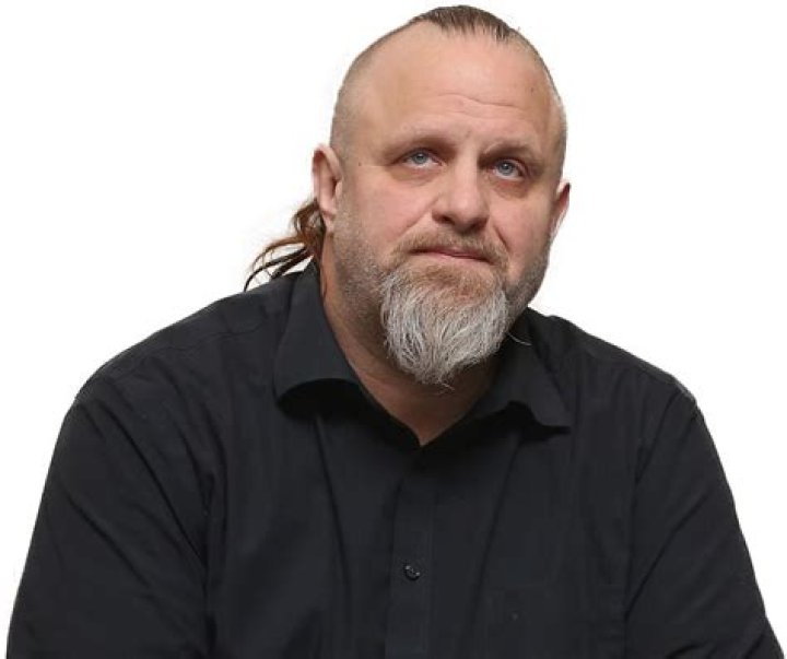 
Who are Shawn Crahans Parents? Shawn Crahan Biography, Parents Name, Nationality and More 
