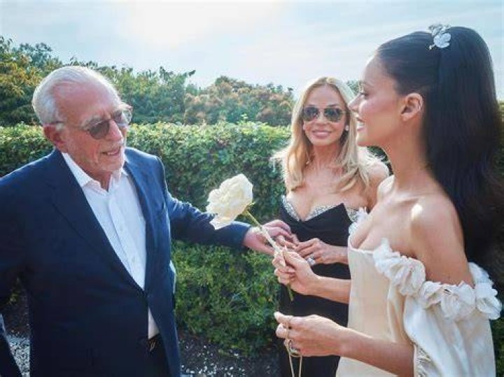 
Who Is Claudia Heffner Peltz? Nelson Peltz Wife Dazzles Along With Daughter Nicola At Beckham Wedding 