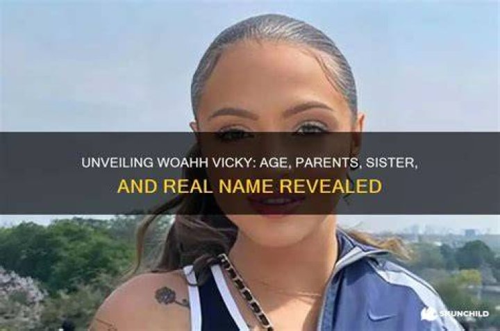 
Who is Woahhvicky? Her Wiki: Real Name, Age, Sister, Parents, Early Life, Net Worth, Boyfriend 